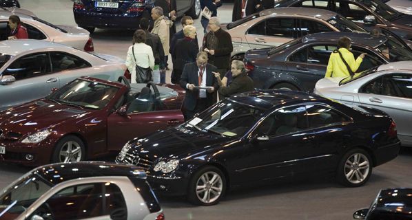 Caen las ventas de coches en Europa