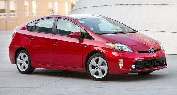 Toyota presenta el restyling del Prius