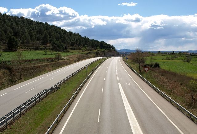 Más cerca la Ecotasa francesa