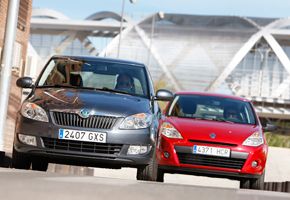 Renault Clio 1.5 dCi Yahoo vs Skoda Fabia 1.6 TDI Young  