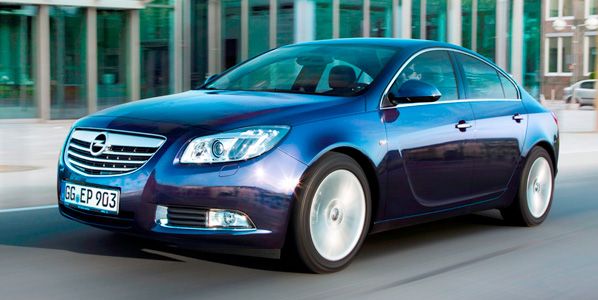 Nuevo Opel Insignia 2.0 CDTI Biturbo Nuevo Opel Insignia 2.0 CDTI Biturbo