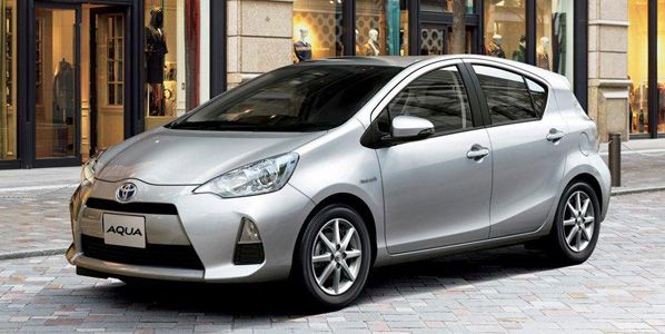 Toyota presenta el Aqua Toyota presenta el Aqua