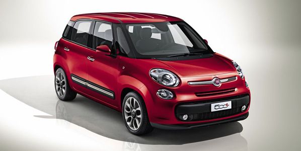 500 L, el Fiat 500 da el estirón