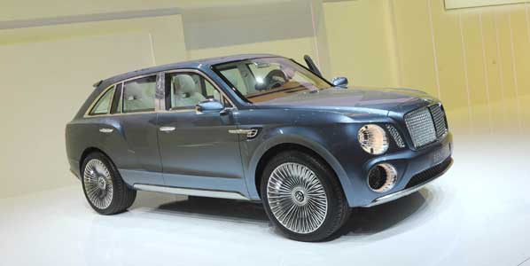 Bentley EXP 9 F, SUV de máximo lujo