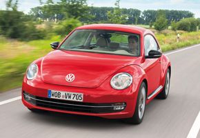 Volkswagen Beetle 1.4 TSi y 1.6 TDi 