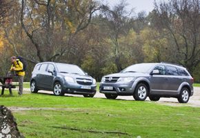 Fiat Freemont vs Chevrolet Orlando  Fiat Freemont vs Chevrolet Orlando