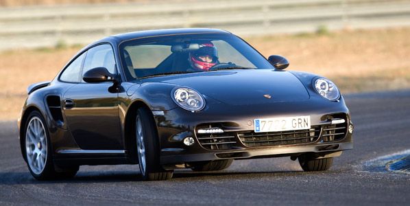 Muere el creador del Porsche 911