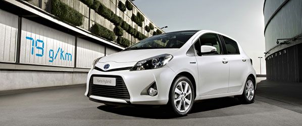 Toyota Yaris Híbrido, a la venta desde 15.900 euros Toyota Yaris Híbrido, a la venta desde 15.900 euros