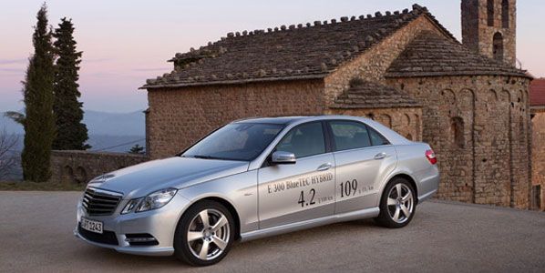Mercedes Clase E 300 BlueTEC Hybrid, desde 52.200 euros Mercedes Clase E 300 BlueTEC Hybrid, desde 52.200 euros