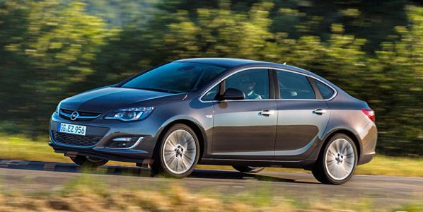 Nuevo Opel Astra Sedán Nuevo Opel Astra Sedán