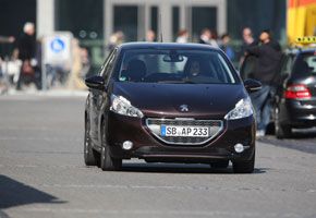 Peugeot 208 1.6 e-HDi Allure