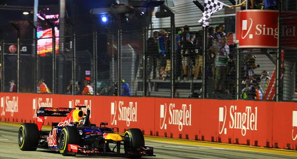 Vettel, el rey de la noche en Marina Bay Vettel, el rey de la noche en Marina Bay