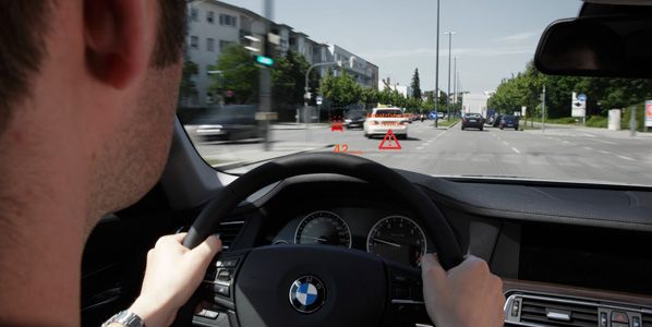 BMW Car-to-X, vehículos que interactúan entre sí