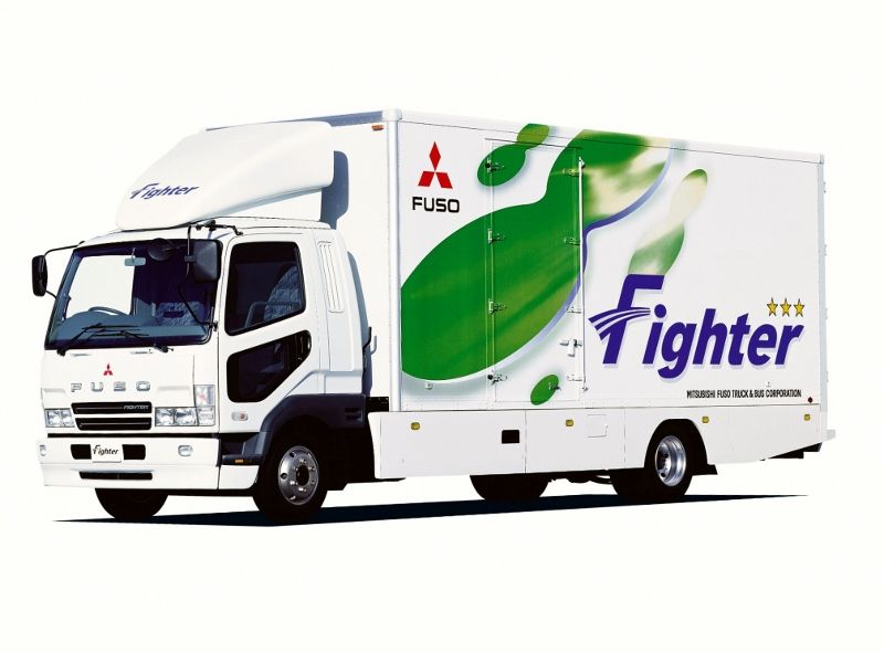 Daimler vende 245 Fuso en Arabia Saudí 