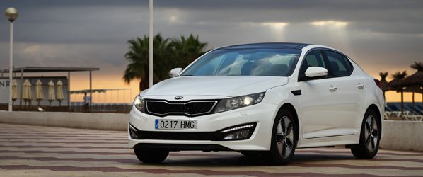 Kia Optima Híbrido, ya a la venta por 34.705 euros Kia Optima Híbrido, ya a la venta por 34.705 euros