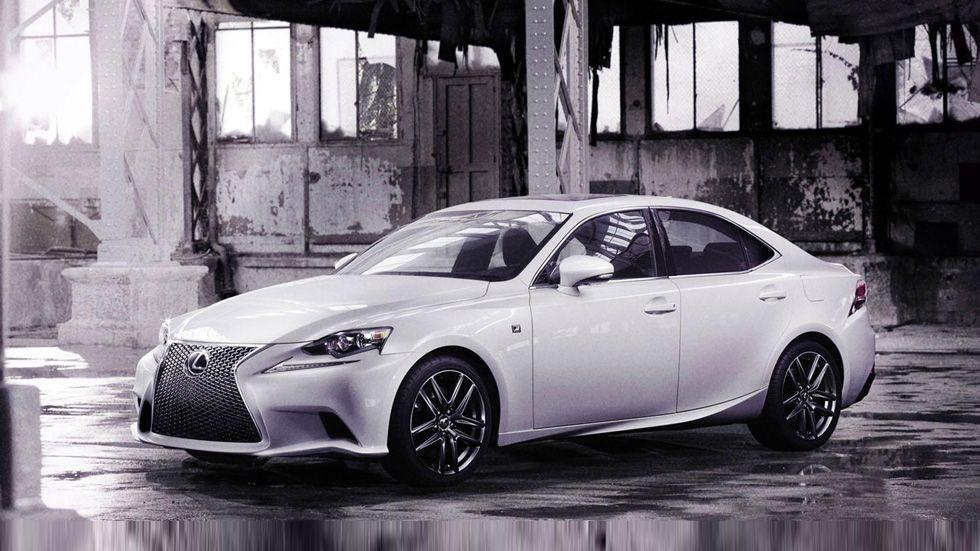 El nuevo Lexus IS, en la parrilla de salida