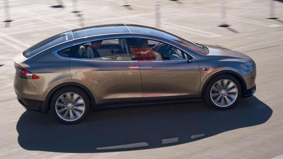 Tesla Model X, el SUV eléctrico de siete asientos