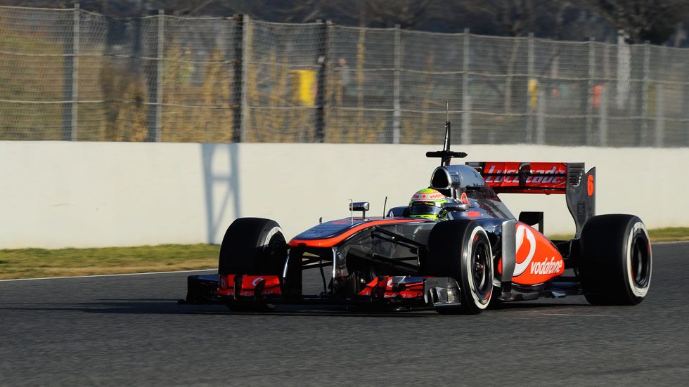 Sergio Pérez y McLaren asustan en Montmeló