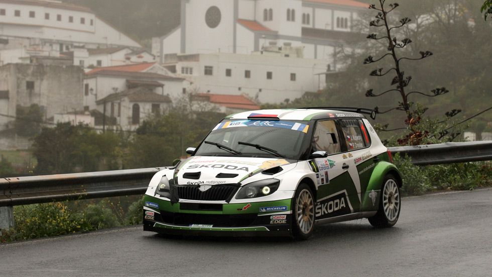 Europeo de Rallyes: Kopecky aprovechó el abandono de Kubica
