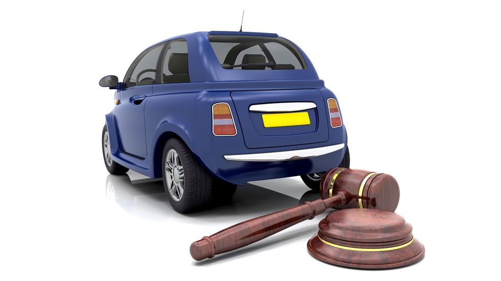 ¿Cómo comprar un coche en subasta?, aumenta la oferta