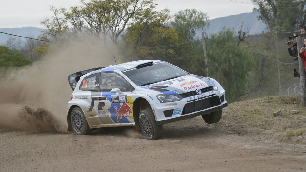 WRC Argentina, jueves mitad de etapa: Ogier lidera, Sordo vuelca