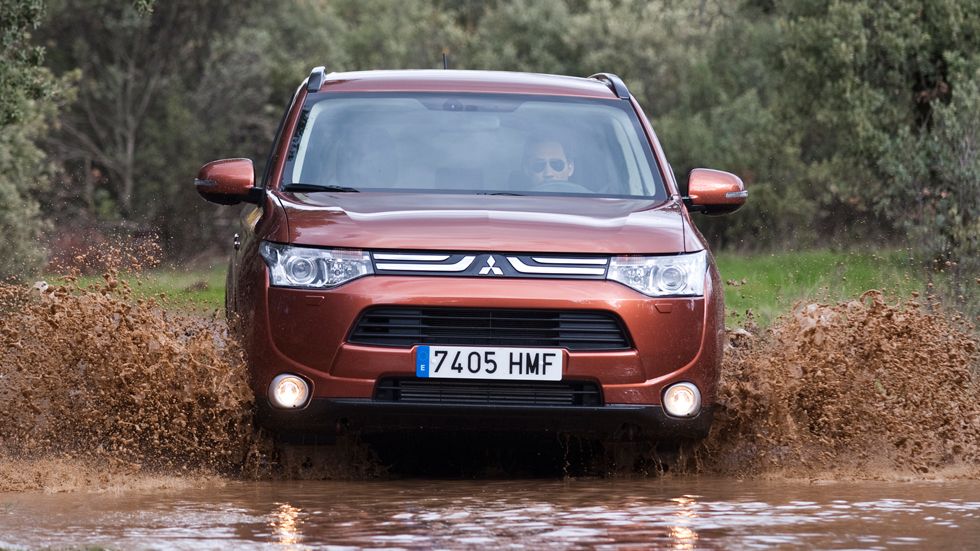 Prueba: Mitsubishi Outlander 220 DI, entre práctico y divertido