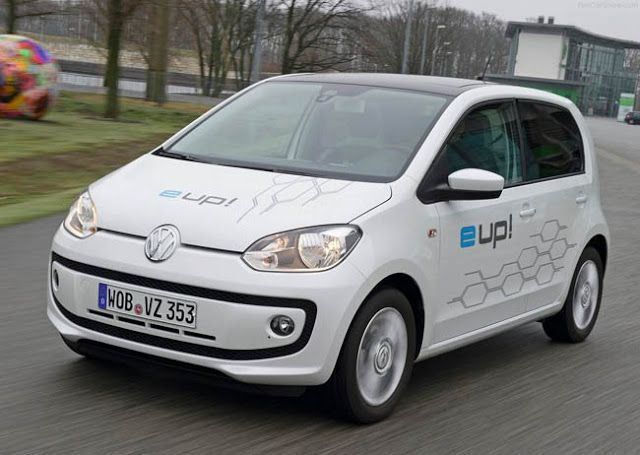 Merkel quiere un millón de eléctricos en Alemania en 2020
