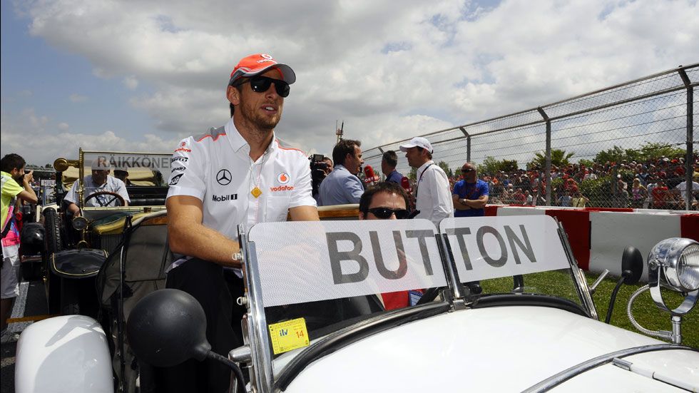 Button cree que las mujeres no cuentan con el apoyo necesario en la F1