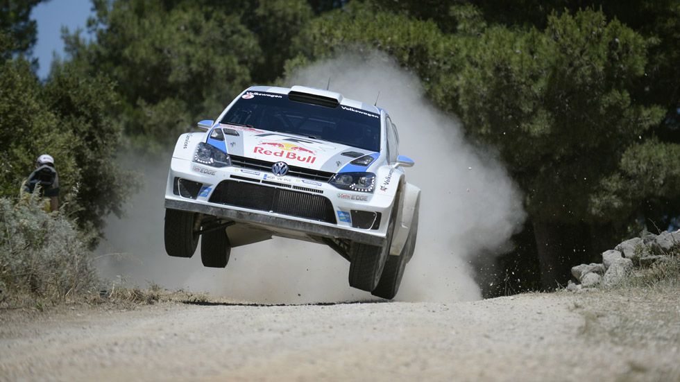 WRC Cerdeña, viernes: Ogier lídera con holgura