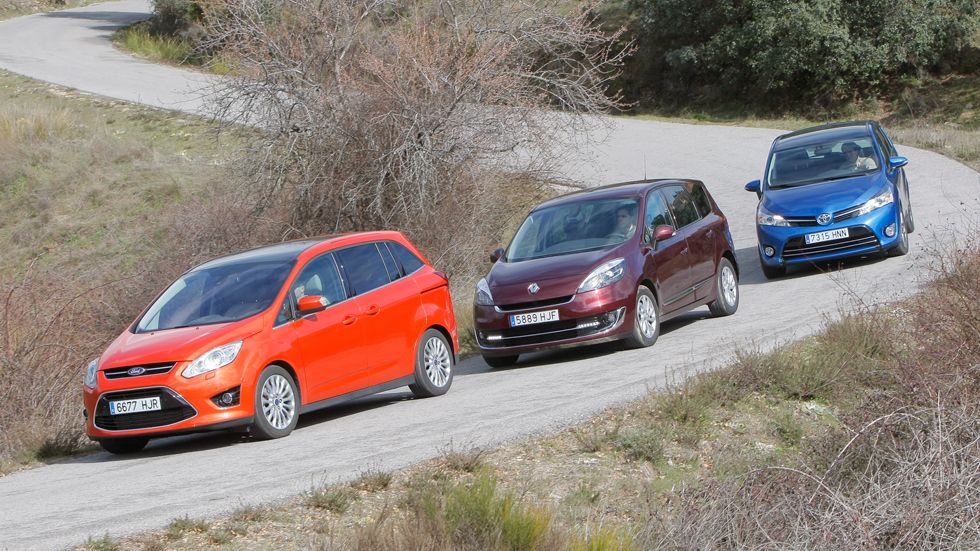 Comparativa: Ford Grand C-Max 1.6 TDCi vs Renault Grand Scénic 1.6 dCi y Toyota Verso 120D