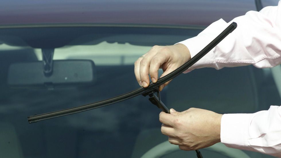 Los cinco componentes de tu coche que debes vigilar en verano