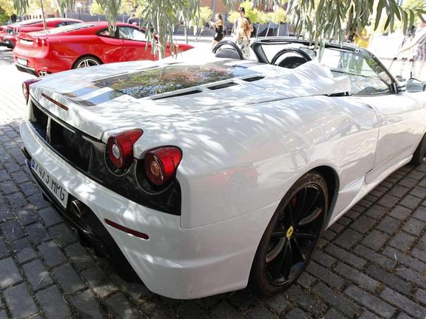 Se desmantelan dos talleres donde se fasificaban Ferrari
