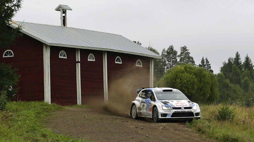 Rallye de Finlandia – viernes: Ogier se escapa