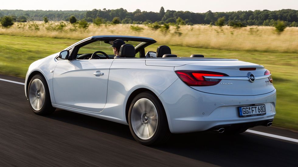 Opel Cabrio 1.6 SIDI Turbo, 200 CV al aire libre