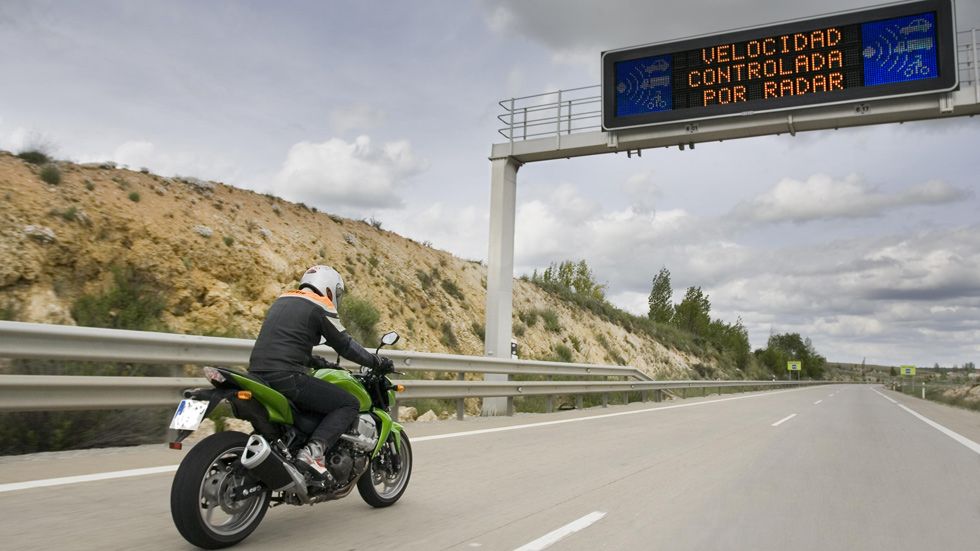 Más de 35.000 conductores multados en el último control de velocidad