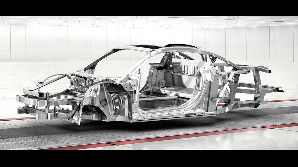 Los nuevos materiales de los coches aumentan los costes de reparación