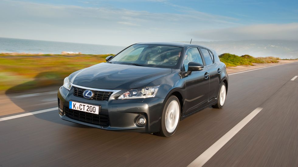 Lexus CT 200h, ahora desde 23.900 euros