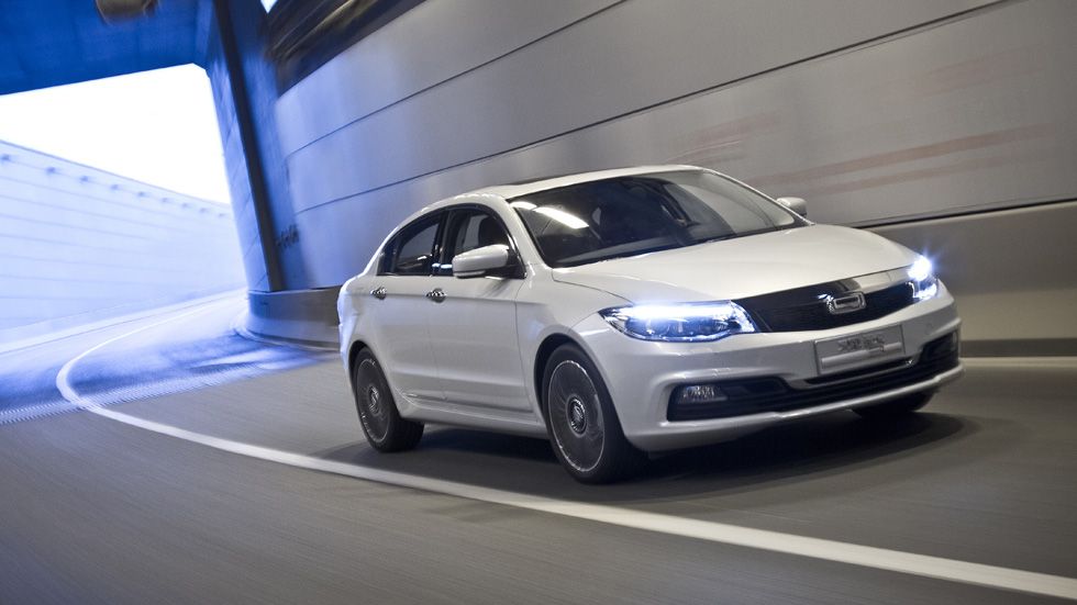 El Qoros 3 Sedán llegará a España en 2015
