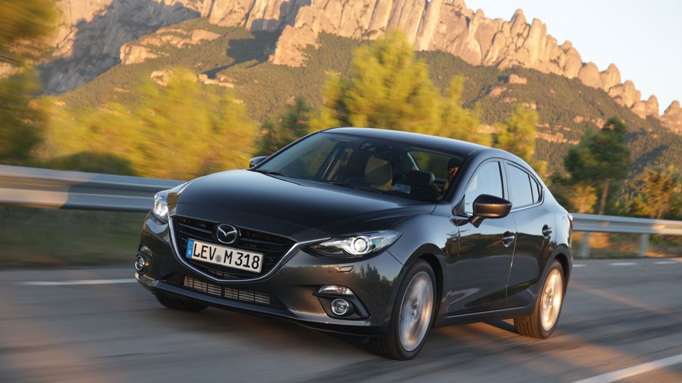 Contacto: Mazda3 SportSedan 1.5 Skyactiv-G 100 CV