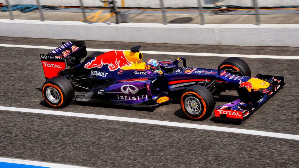 GP Japón: Red Bull pone a Vettel en la cima y Alonso termina cuarto