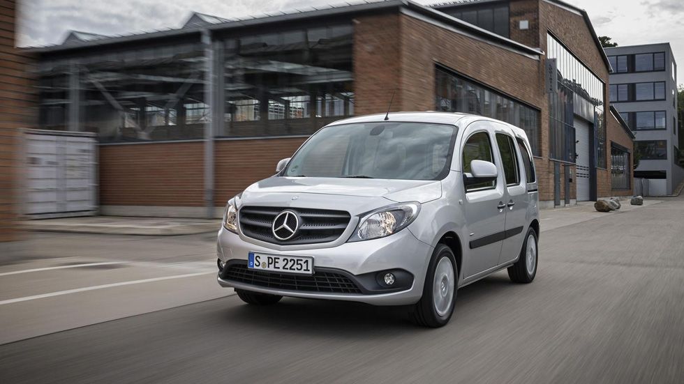 Mercedes Citan: versión Crewbus y nuevos motores