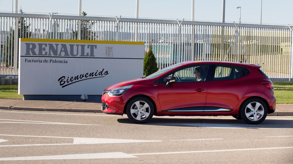 Videonoticia: Renault Clio 1.5 dCi, cruzamos media España con un depósito