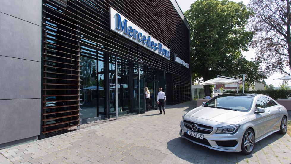 Daimler comienza a vender coches por Internet