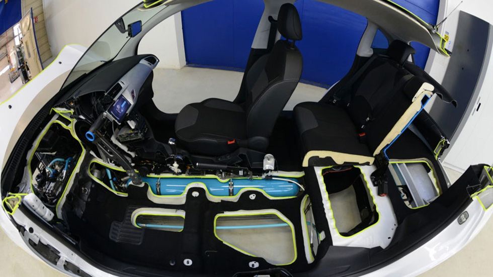 Peugeot 208 HybridAir, llega el aire comprimido