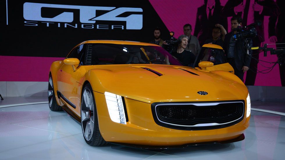 Nuevo Kia GT4 Stinger, picante deportividad