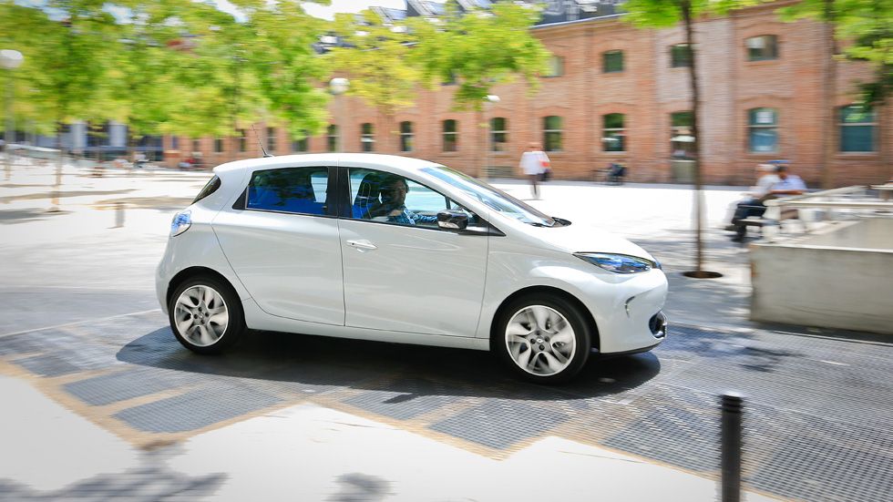 Las ventas de coches eléctricos, al alza un 85 por ciento en 2013
