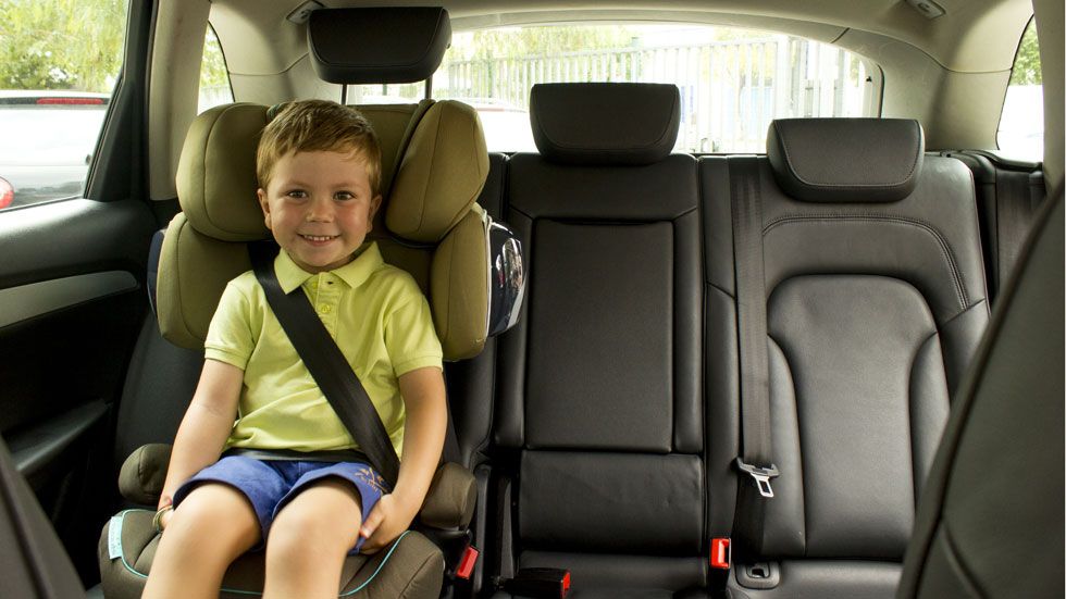 Cinturón y sillitas infantiles, prioridad de la DGT para la ciudad
