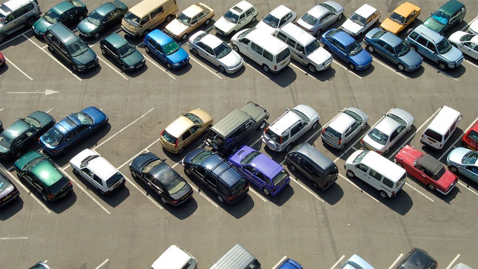 ParkRight: la app que te busca y reserva hueco para aparcar