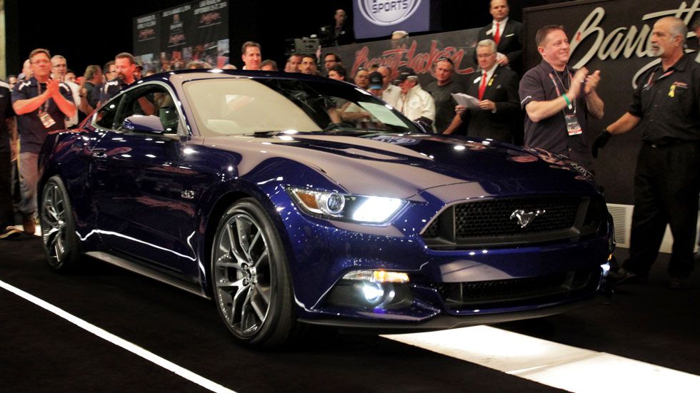 300.000 dólares por el primer Ford Mustang de nueva generación