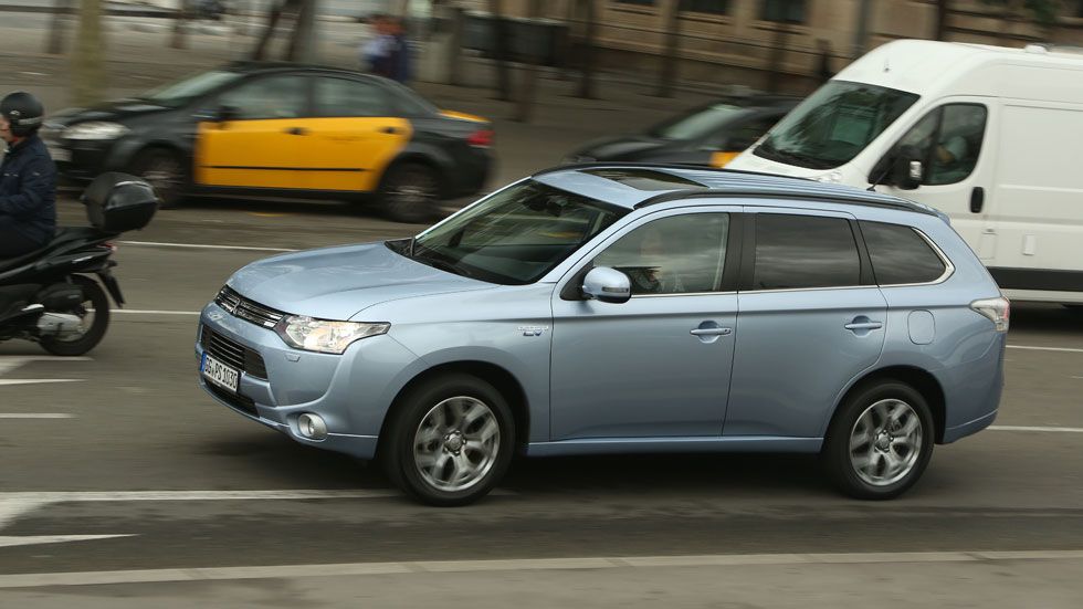 Contacto: Mitsubishi Outlander PHEV, híbrido enchufable de tracción total